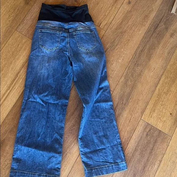 Amazon Maternity Wide-Leg Jeans with Black Overband and Blue Denim - Picture 3 of 3